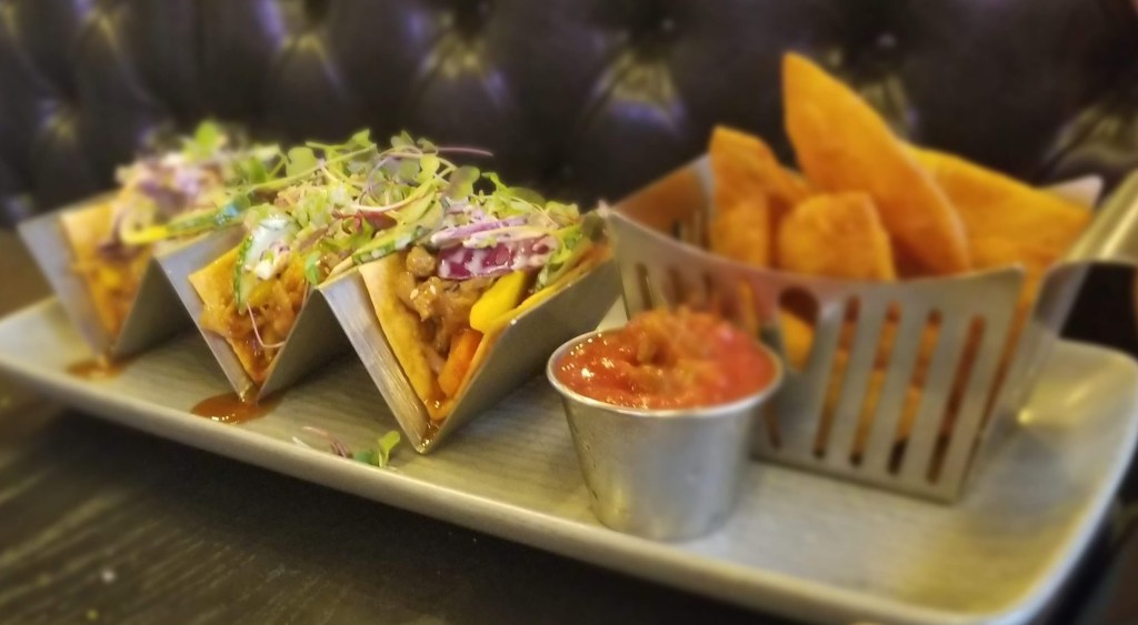 Fried Wonton Duck tacos 